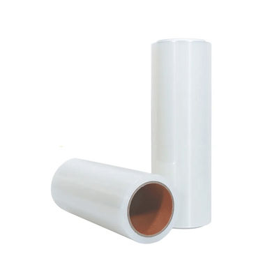التعبئة الغذائية Pvc التشابك لفيلم لفة الغذاء مع القطع المعدني القطع المنزلق PVDC / PE / LDPE / PVC